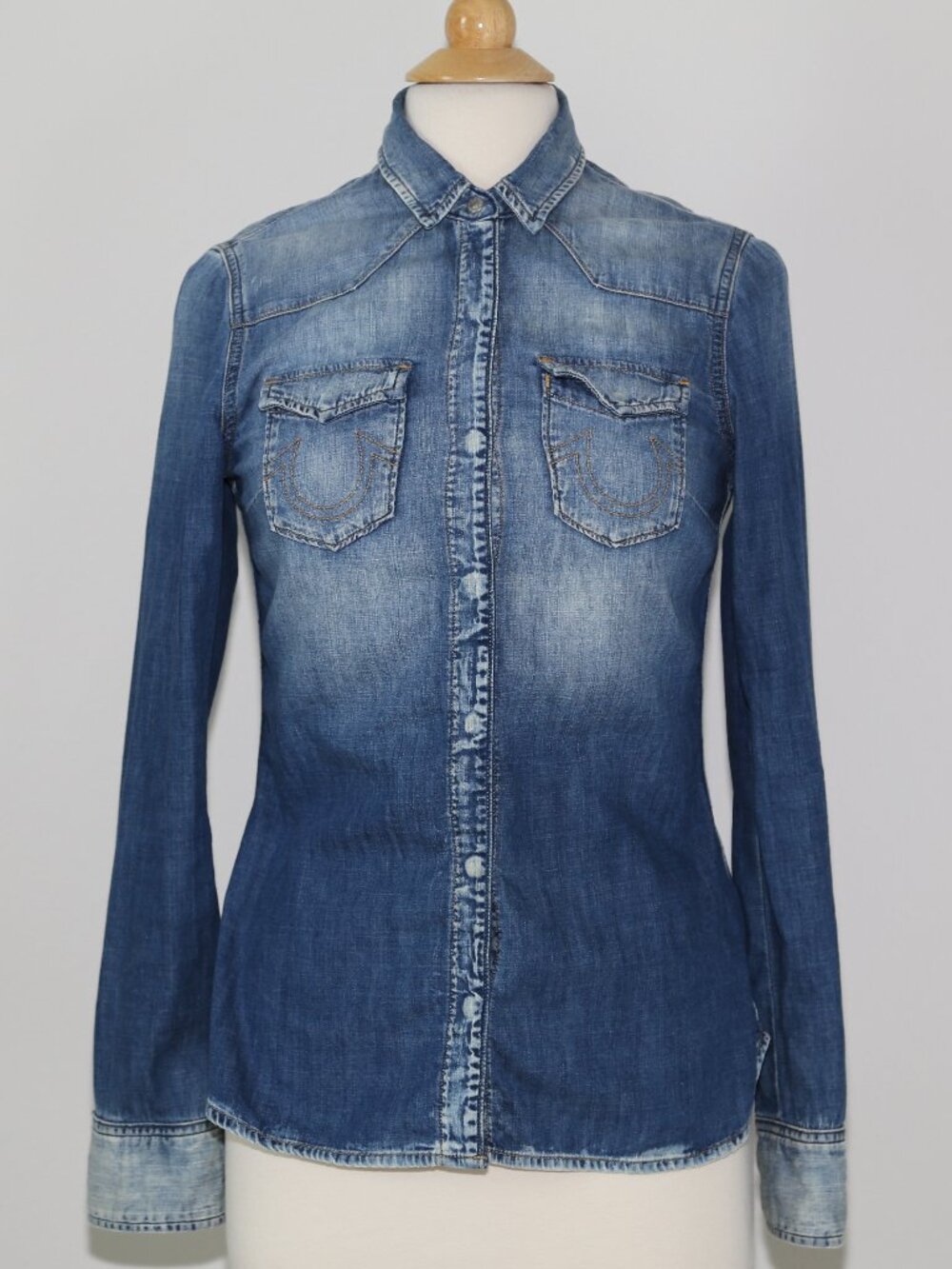 TRUE RELIGION 100% cotton denim shirt made in Mexico petite XS
